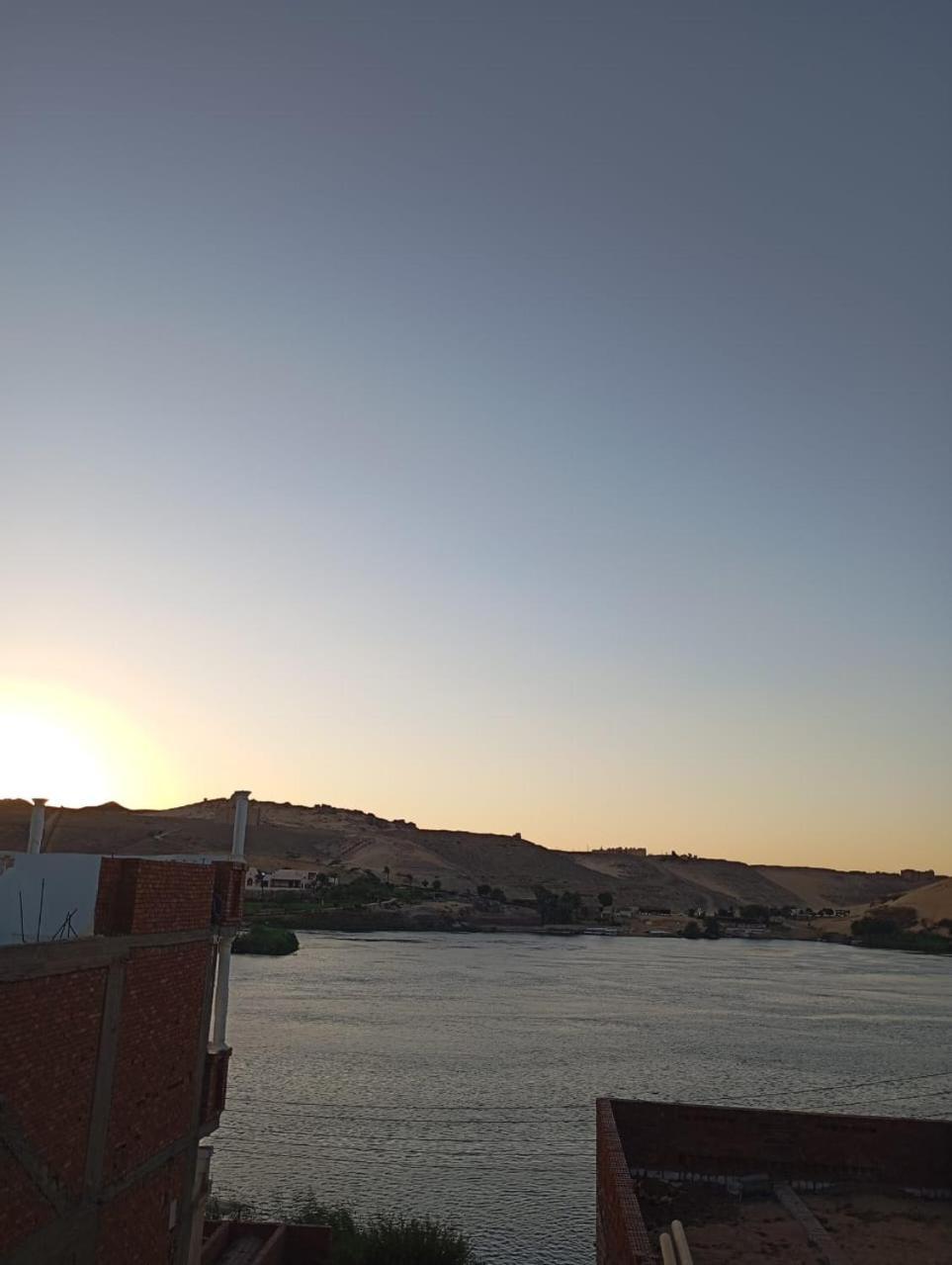 Labib Guest House Aswan Ngoại thất bức ảnh