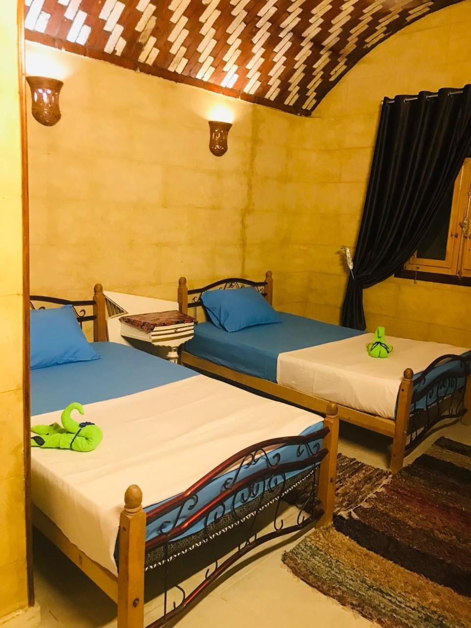 Labib Guest House Aswan Ngoại thất bức ảnh