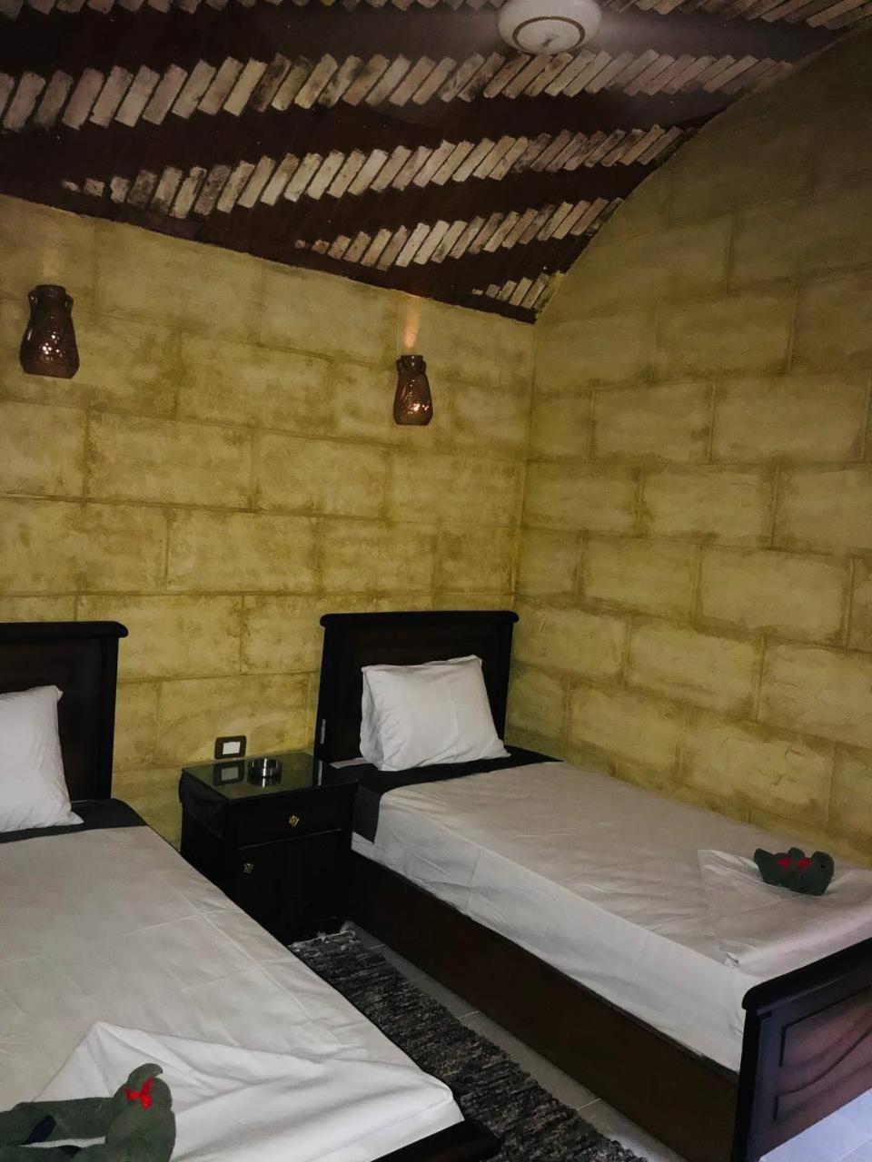 Labib Guest House Aswan Ngoại thất bức ảnh
