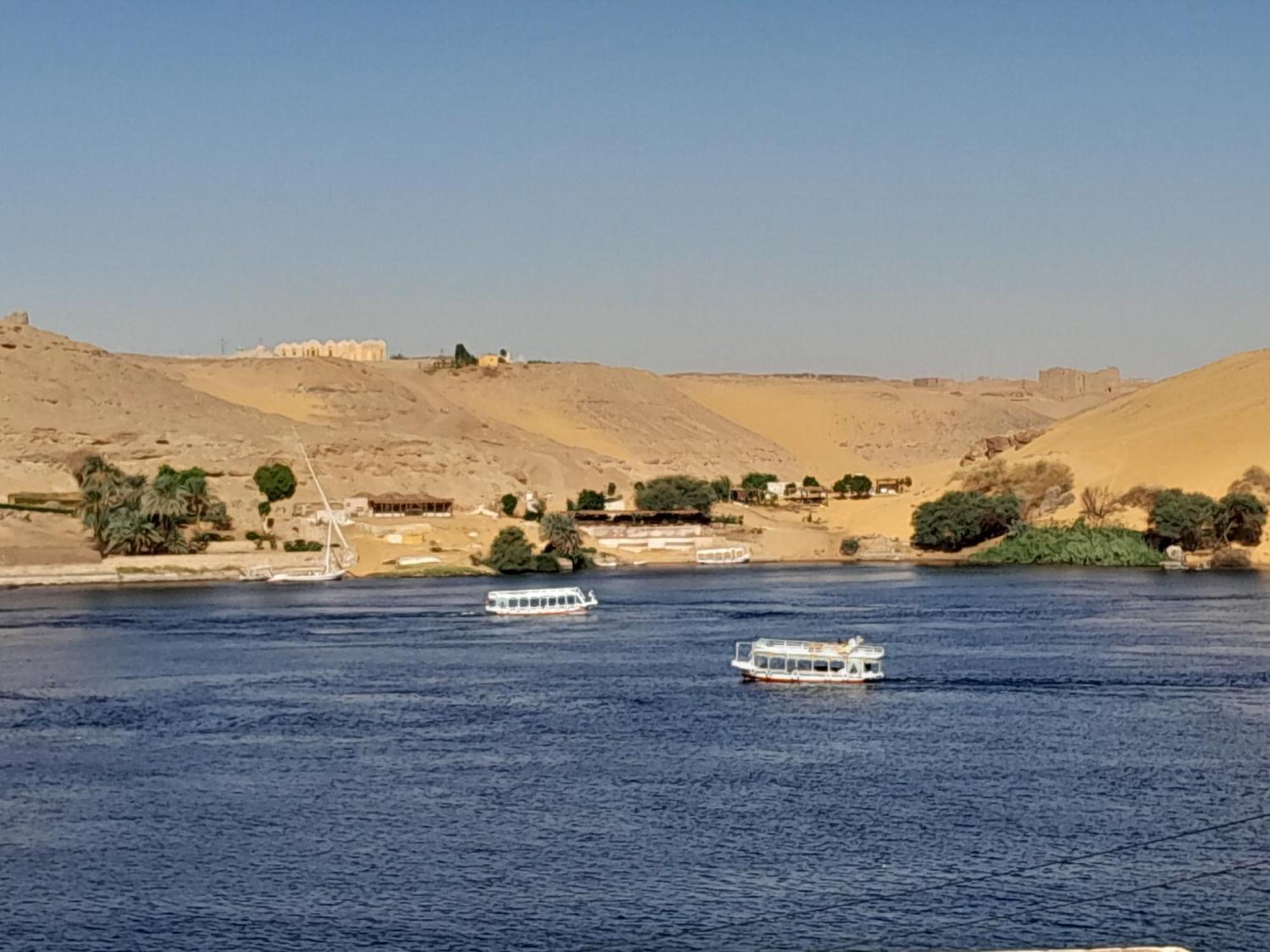 Labib Guest House Aswan Ngoại thất bức ảnh