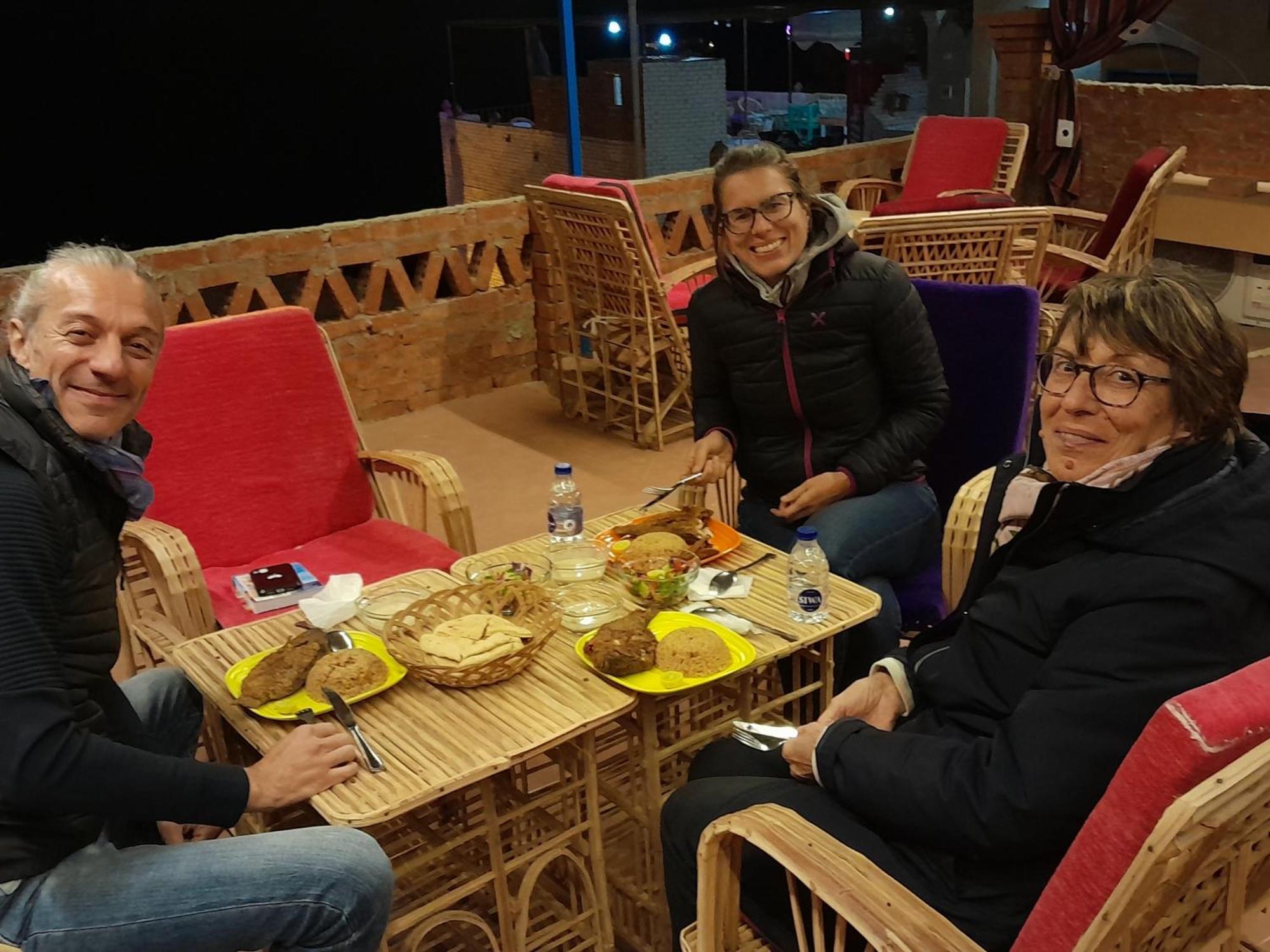 Labib Guest House Aswan Ngoại thất bức ảnh