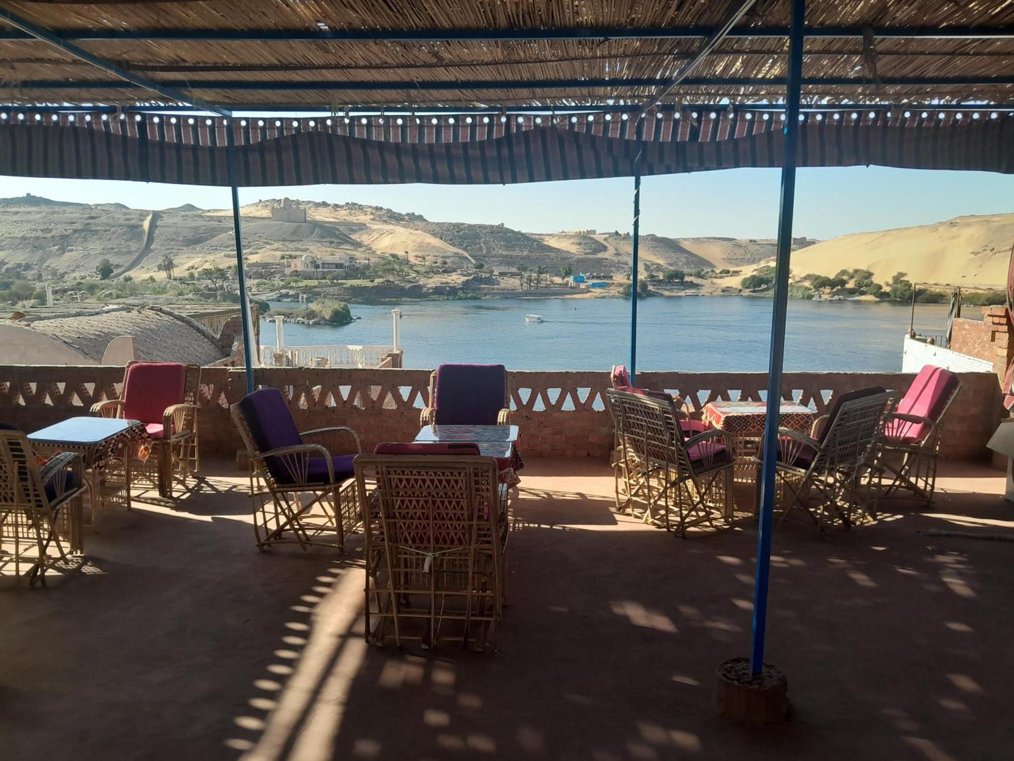 Labib Guest House Aswan Ngoại thất bức ảnh