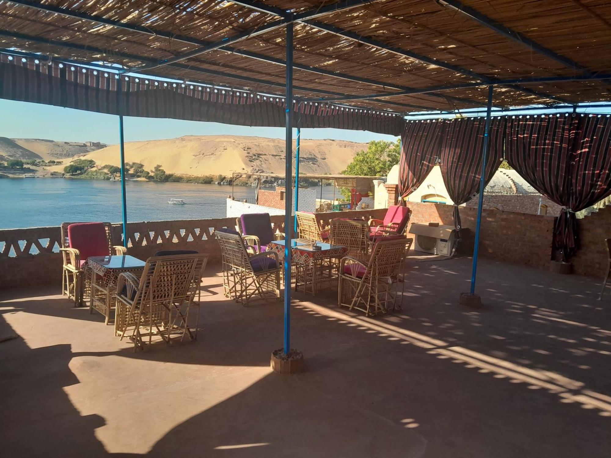Labib Guest House Aswan Ngoại thất bức ảnh